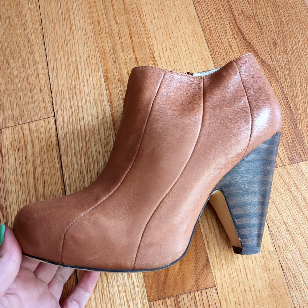 Matiko Butter Soft Leather Almond Toe Platform Zip Ankle Boots Chestnut Brown